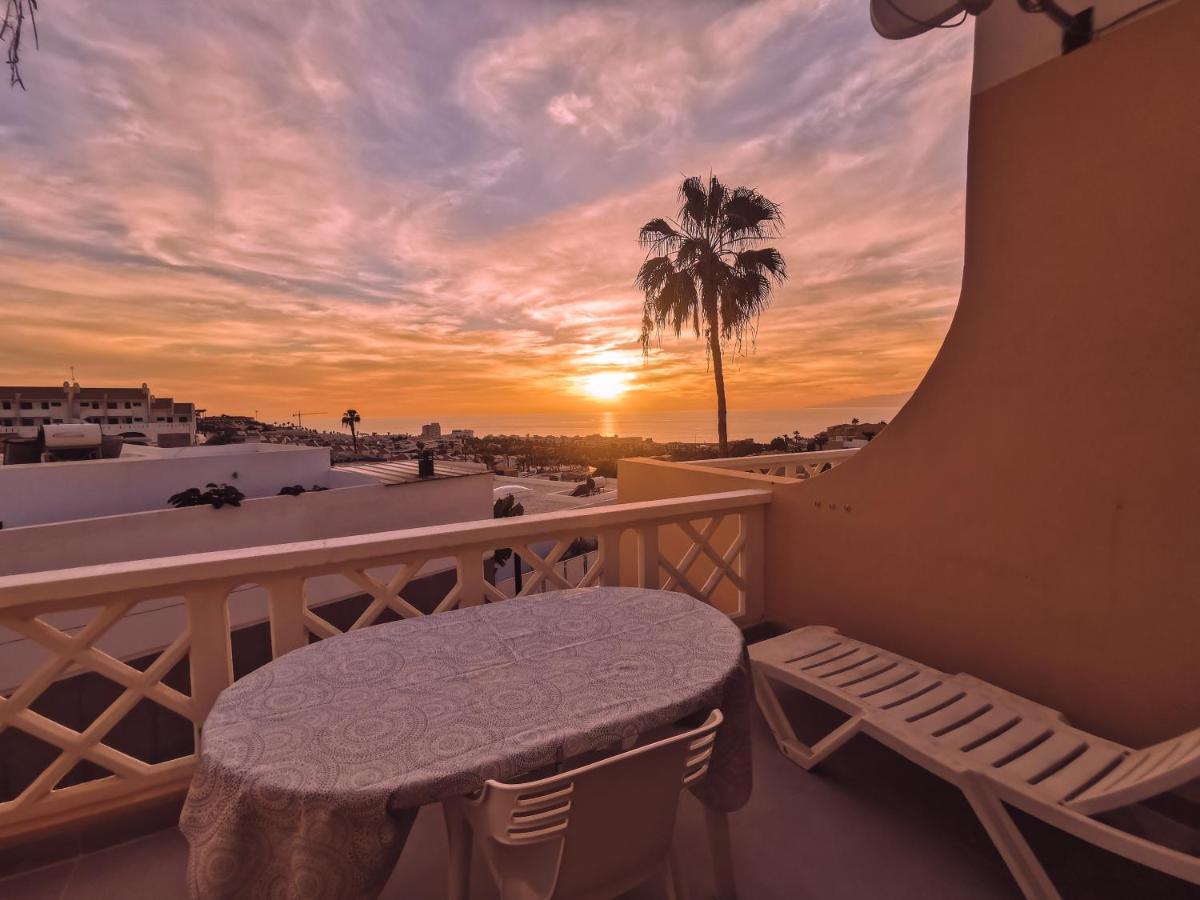 Appartement Hidden Gem Studio-Beautiful View Of The Ocean à Costa Adeje  Extérieur photo